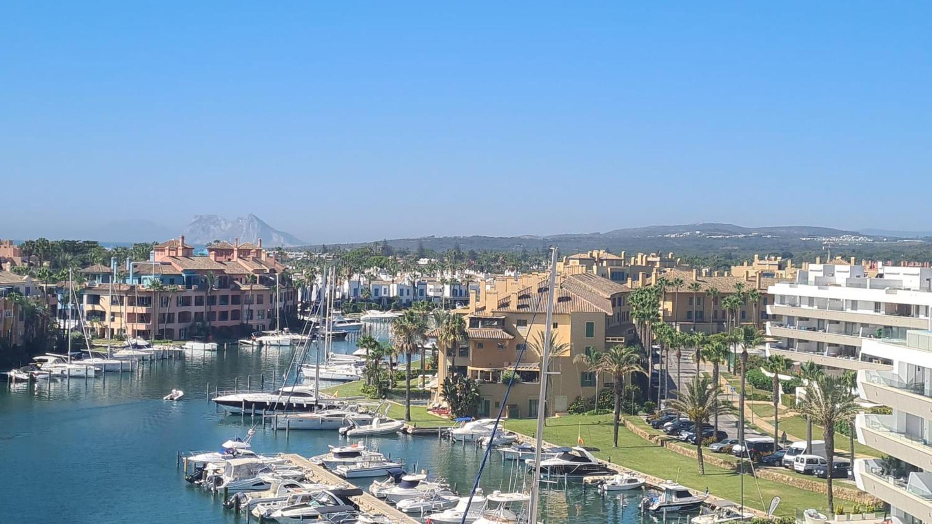 Waterside In Sotogrande Marina With Private Pool