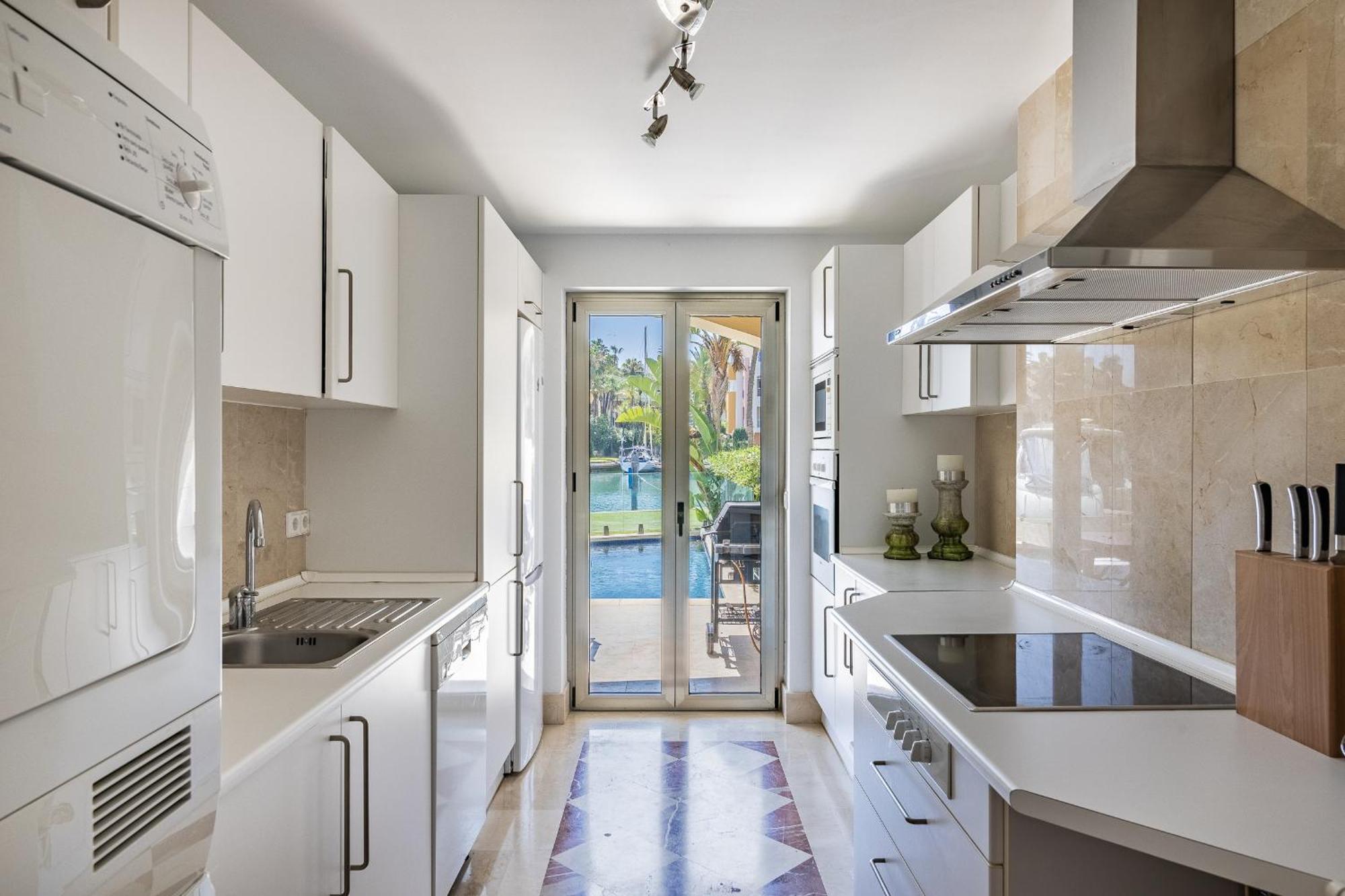 Waterside In Sotogrande Marina With Private Pool *