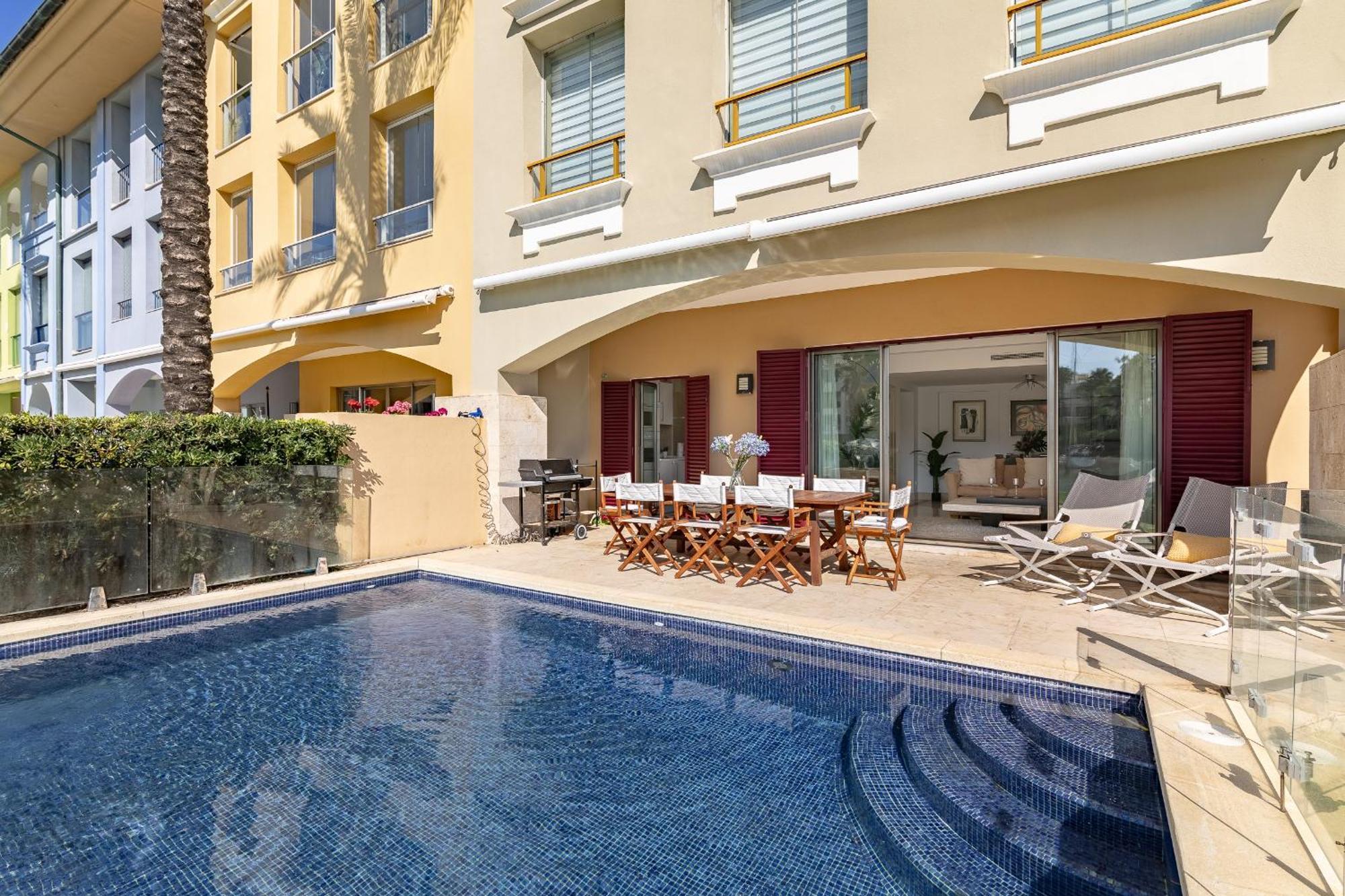 Waterside In Sotogrande Marina With Private Pool Apartment